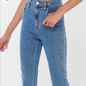 BDG Girlfriend High-Rise